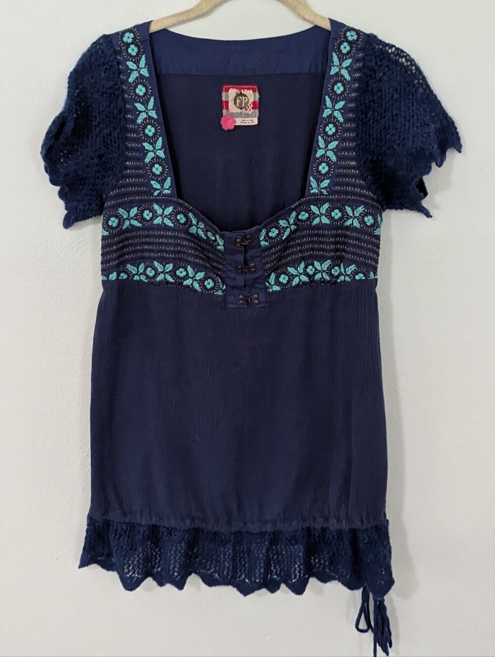 Free People Vintage Y2K Peasant Top Floral Embroidered Mix Media Blue 6